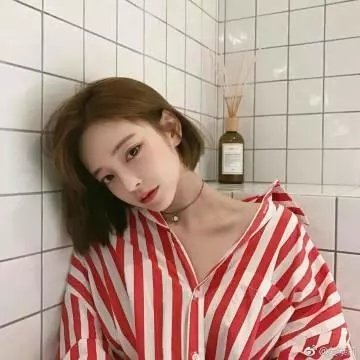 雾中湖